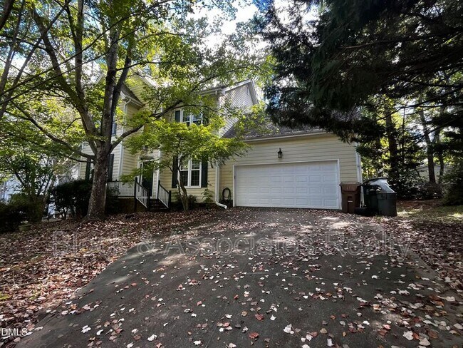 Photo - 105 Whitlock Ln House