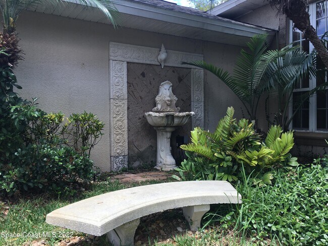 Foto del edificio - 1844 Woodberry Cir