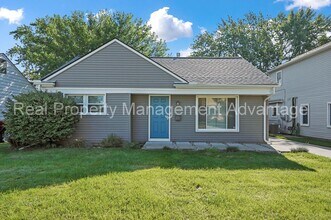 Building Photo - 27 S Manitou Ave