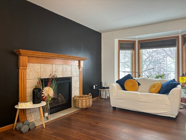 Foto del edificio - 6702 Annestown Dr