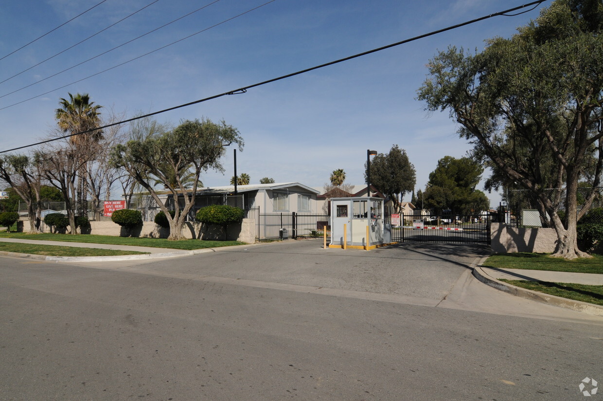 Primary Photo - Lake Perris Village MHC