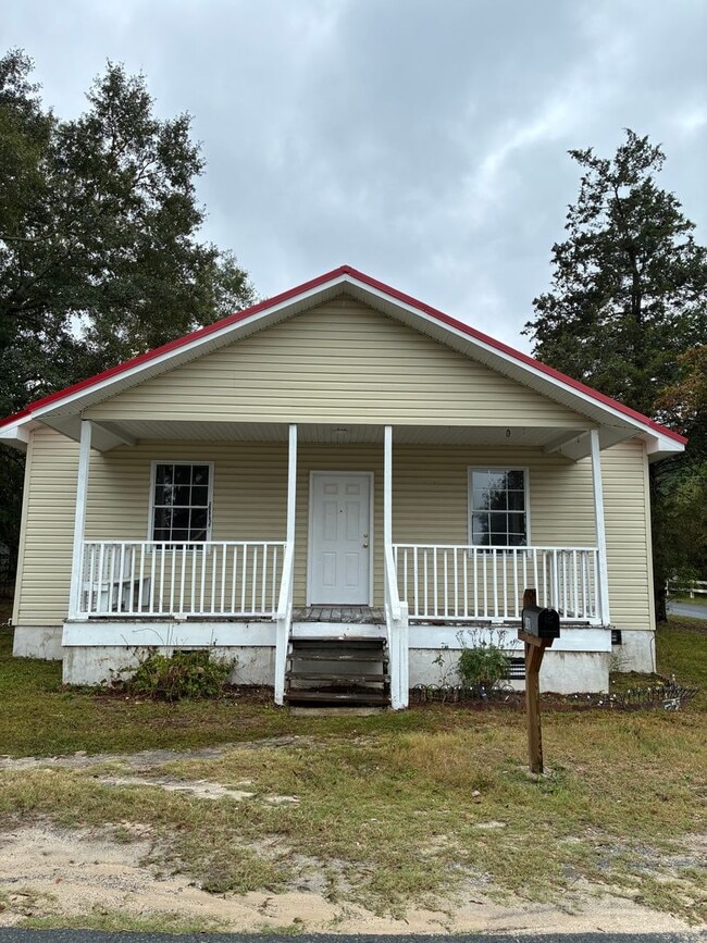 Building Photo - 2 Bedroom House located in Rockingham, NC