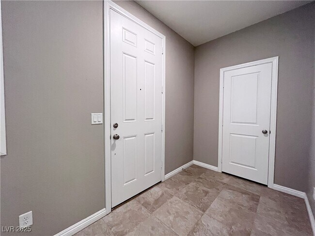 Foto del edificio - 3173 Bitetto Walk