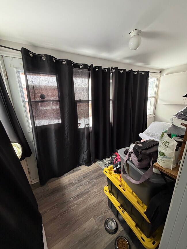 Photo du bâtiment - Au cœur de Hull - 1 chambre avec stationnement GRATUIT - 1,350 $ !