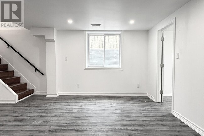 Building Photo - 25 Buchanan Rd