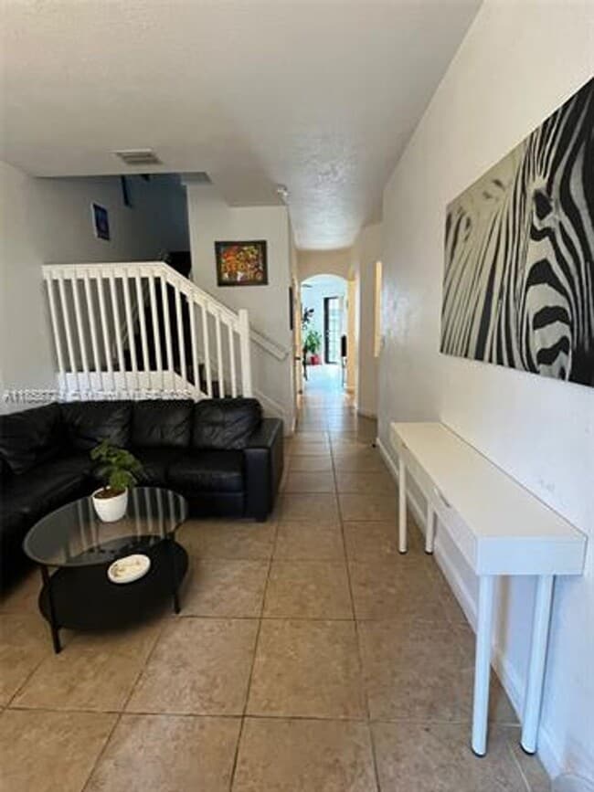 Foto del edificio - 3178 NW 103rd Pl