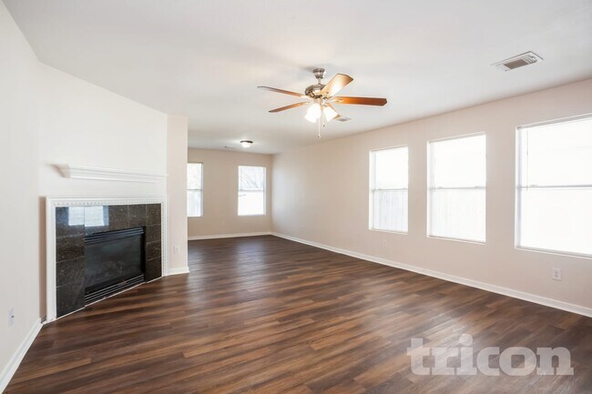 Foto del edificio - 15019 Easingwold Dr