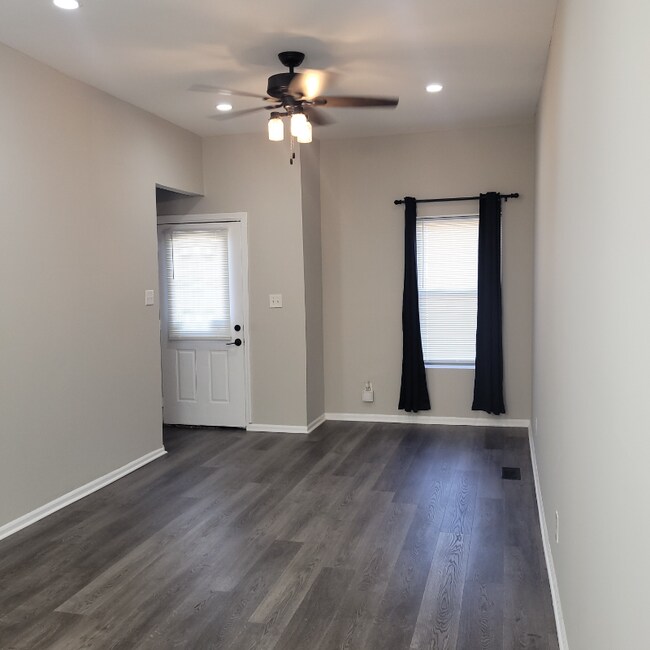 Foto del edificio - 3962 Evans Ave