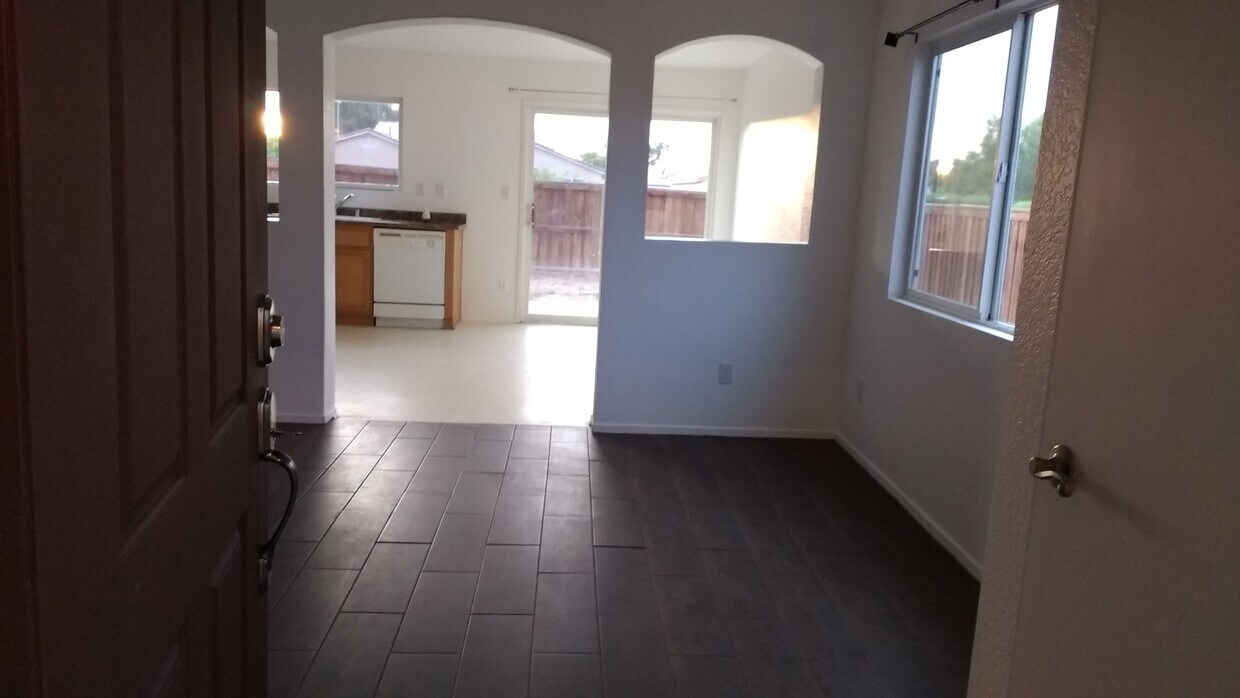 Building Photo - Home for Rent on 8-1-2025