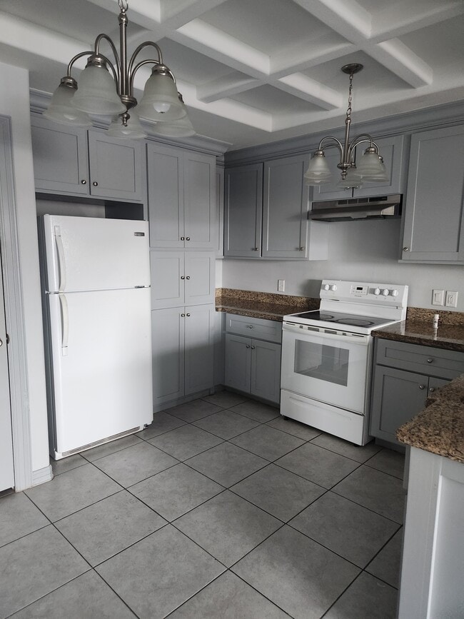 cocina - 709 E 3rd St