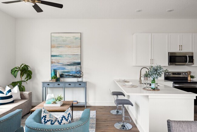 Foto del edificio - Stunning 3 bedroom 2.5 bath Daytona Beach ...