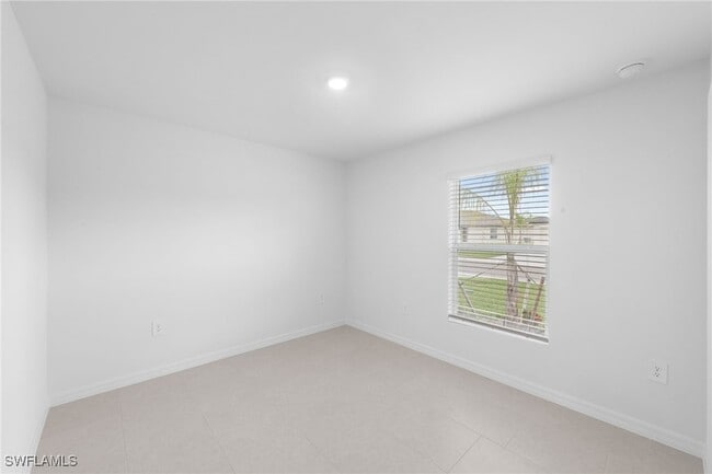 Building Photo - 17627 Paradiso Wy