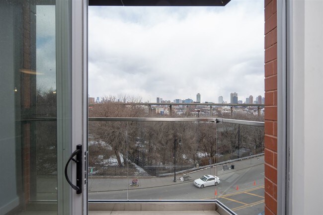 Foto del edificio - 461 Newark Ave