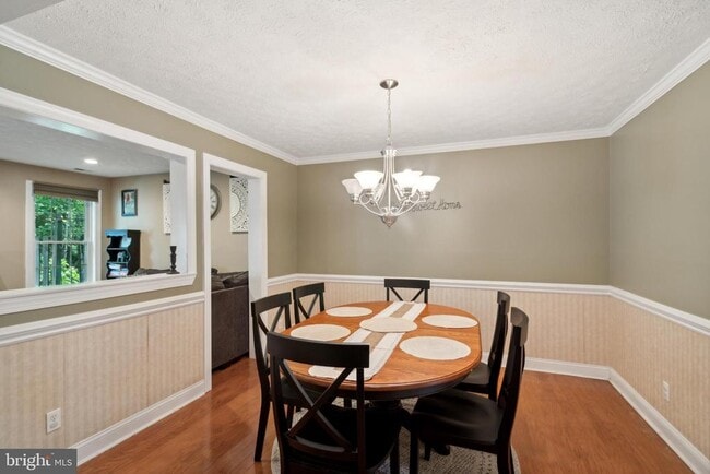 Foto del edificio - 1503 Virginia Ct