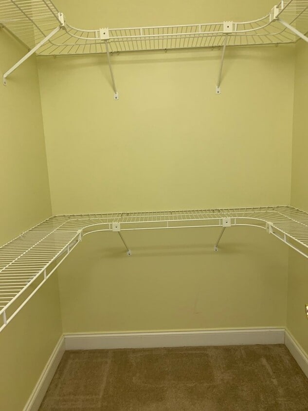 Photo - 330 Pin Oak Drive