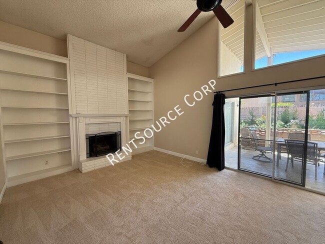 Building Photo - 2522 Marcella St