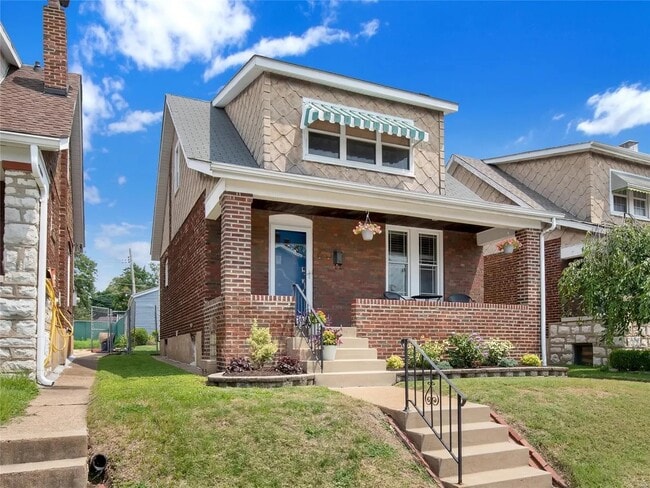 Building Photo - 6011 Arsenal St