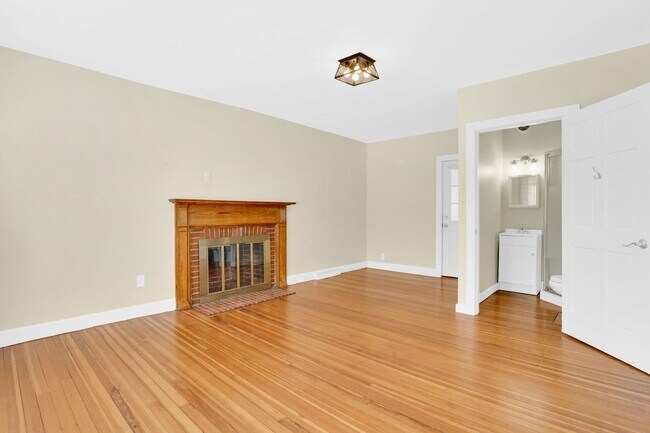 Foto del edificio - 157-159 Pleasant Street