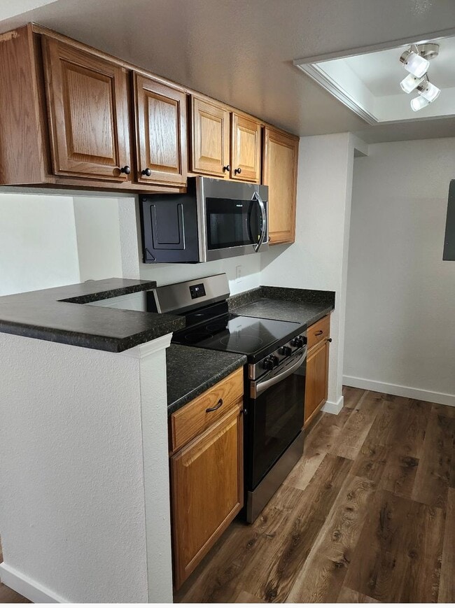 Photo - Woodside Village Apartment