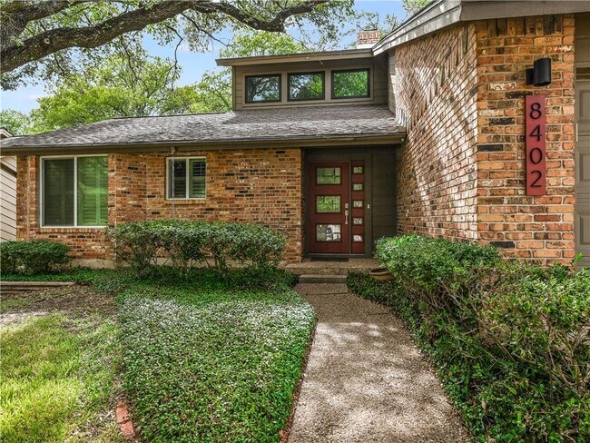 Building Photo - 8402 Summer Tree Ct