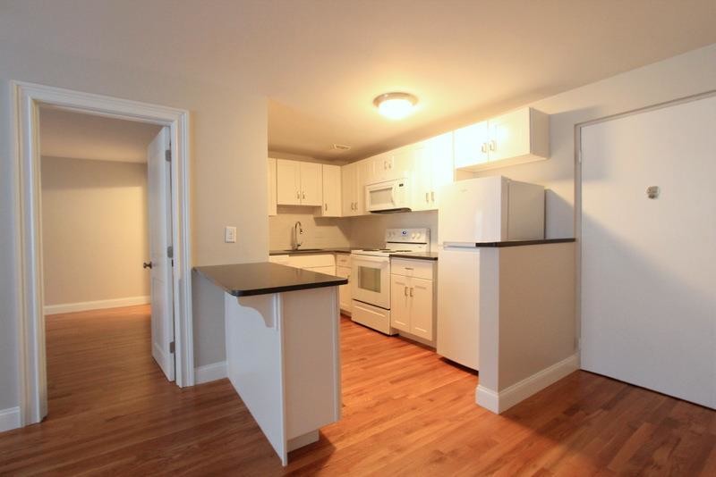 Primary Photo - 134 Summer St