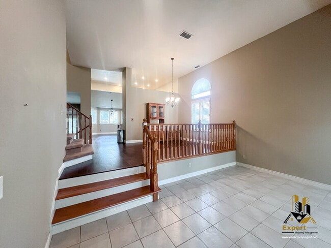 Foto del edificio - 8204 Eversley Ct