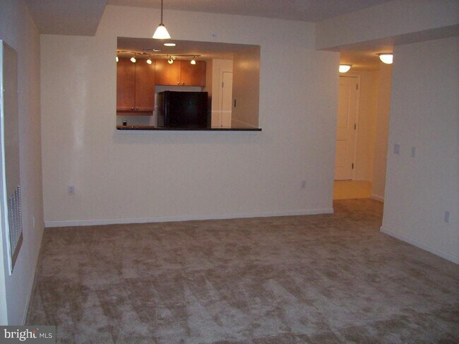 Foto del edificio - 930 Wayne Ave
