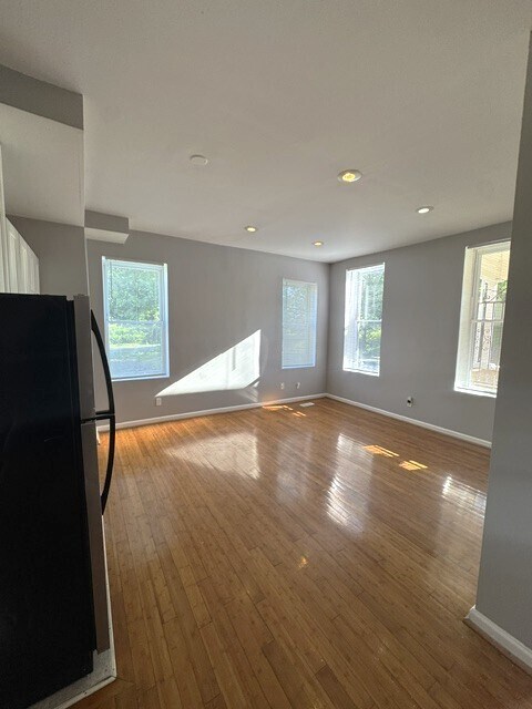 Foto del edificio - 2101 Chelsea Terrace