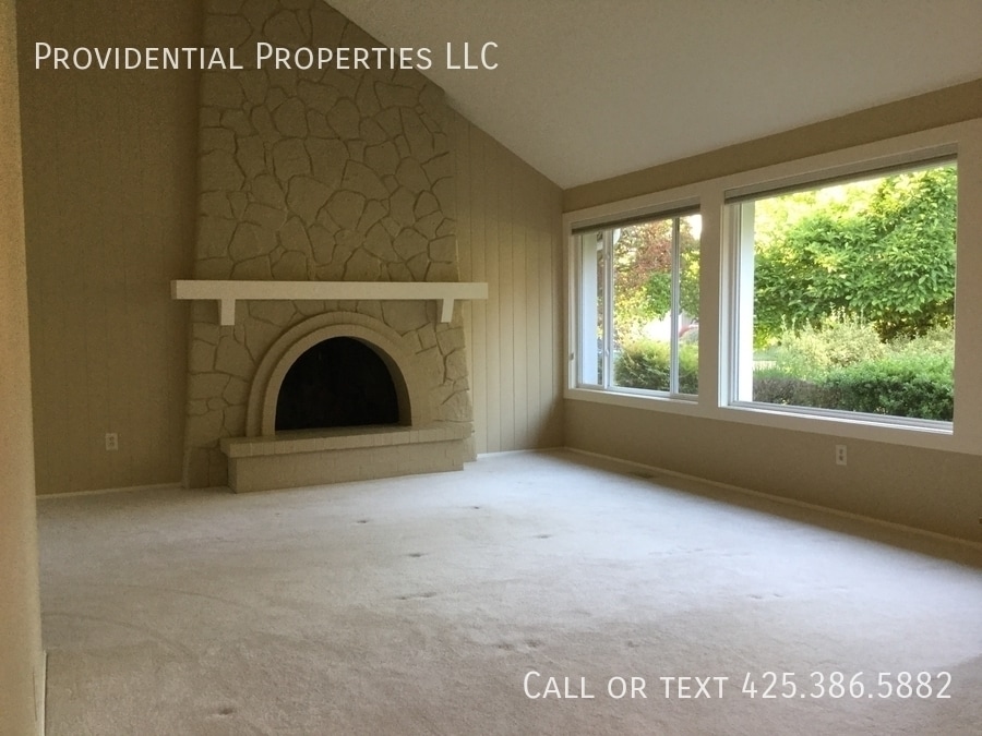 Photo - 14207 SE 45th Pl-