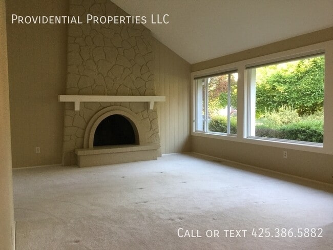 Photo - 14207 SE 45th Pl House