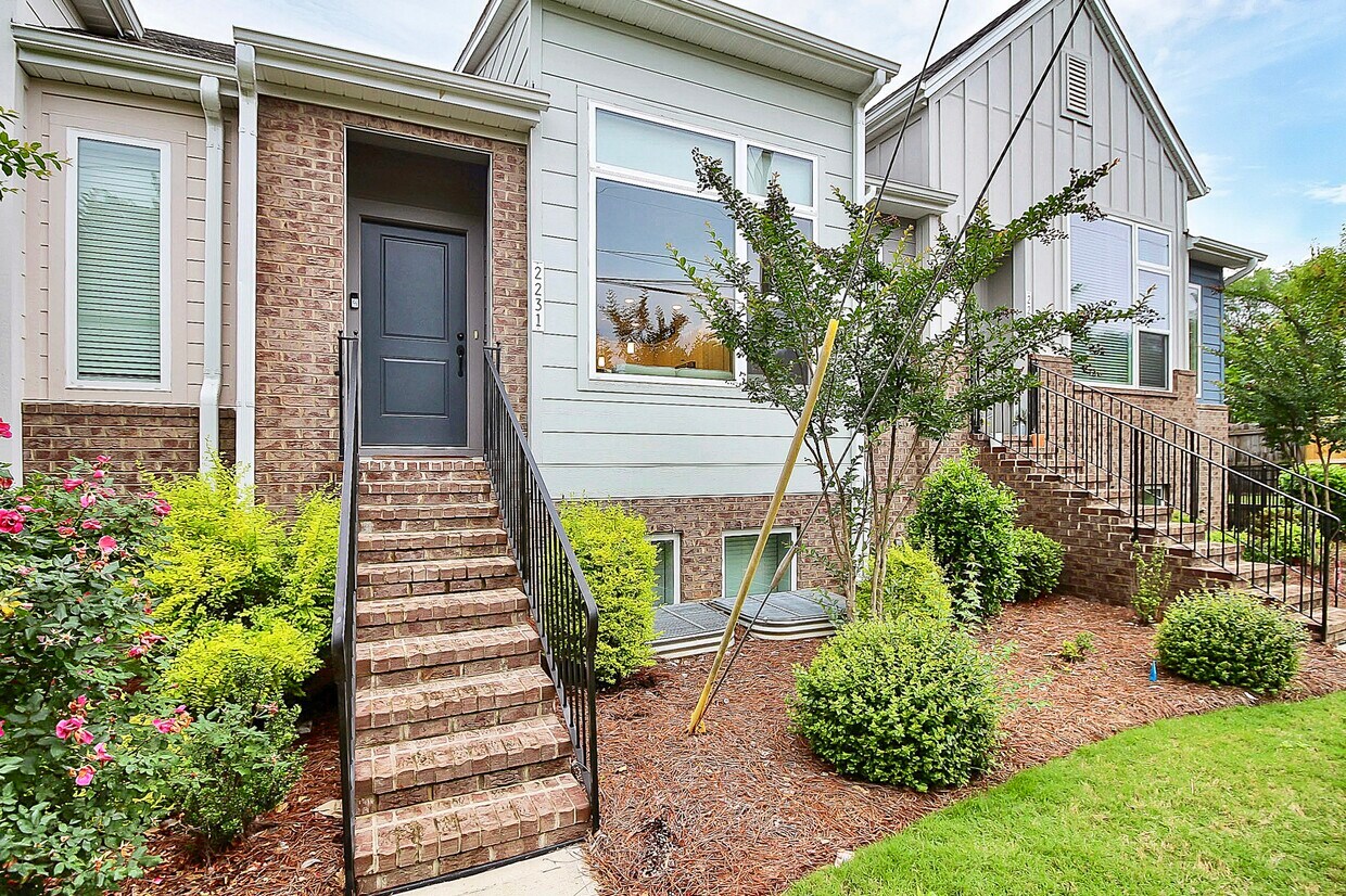 Foto principal - 2231 Statesville Ave
