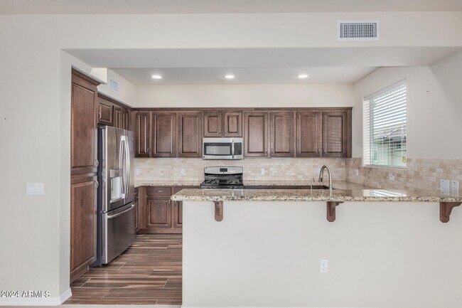 Foto del edificio - 17850 N 68th St