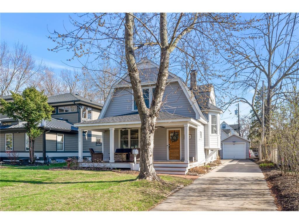 Foto principal - 2168 1st St