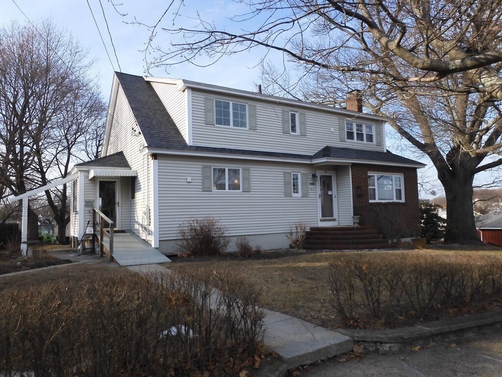 Primary Photo - 30 Linwood Ave