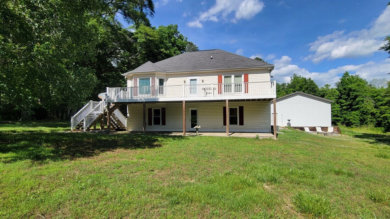 Primary Photo - 3 Bed, 3 Bath Home in Fountain Inn Available