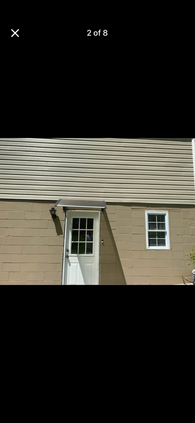 Building Photo - 122 Patterson St