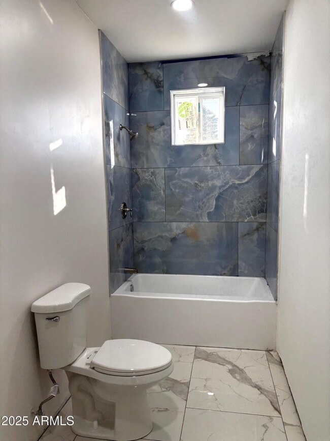 Foto del edificio - 4000 Santa Fe Ave