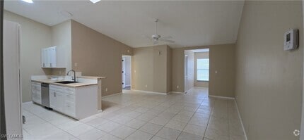 Building Photo - 822 SW 47th Terrace