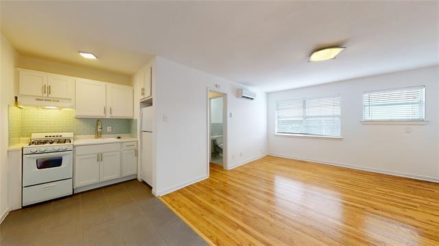 Foto principal - 2405 Abrams Rd