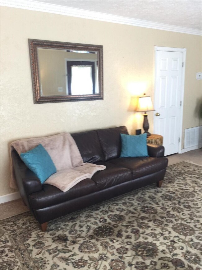 Foto del edificio - 117 Doncaster Ln