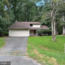 Building Photo - 11717 Happy Choice Ln