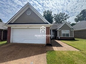 Building Photo - 7071 Anisetree Dr
