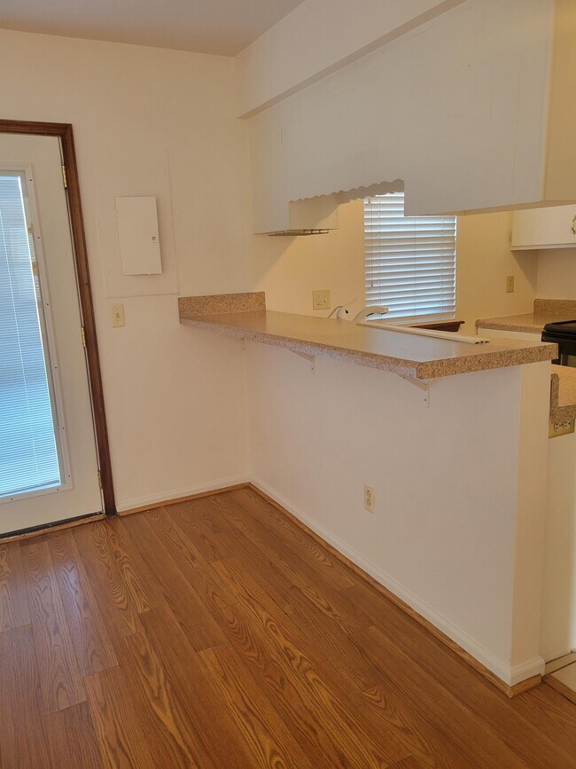 Building Photo - 1303 Snowflake Cir