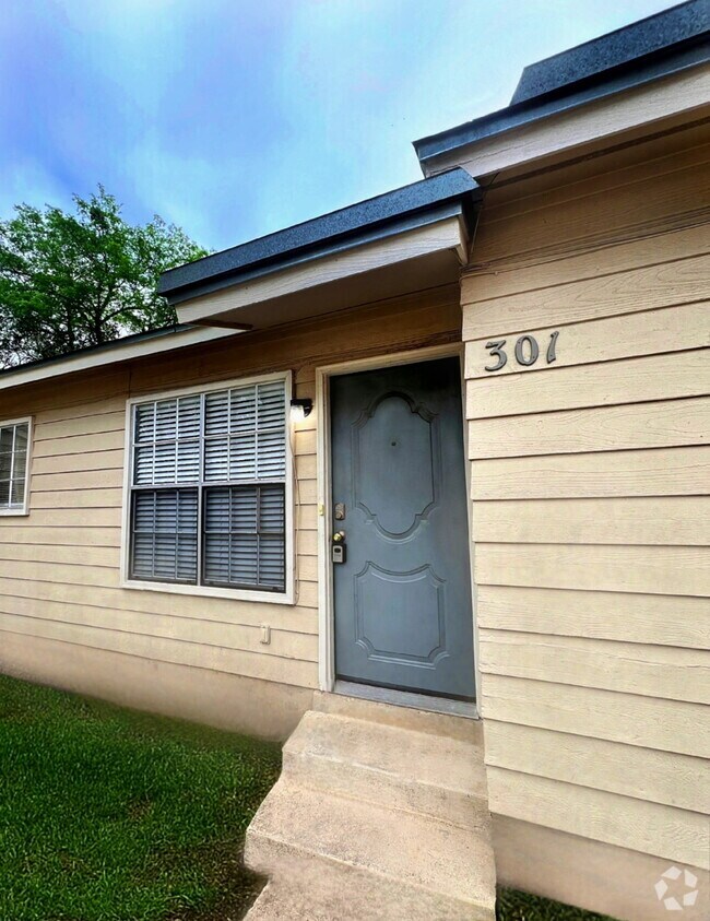Building Photo - 844 E Sunshine Dr