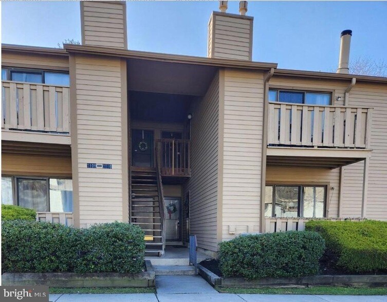 Photo - 2115 Woodhollow Drive Unit 2115