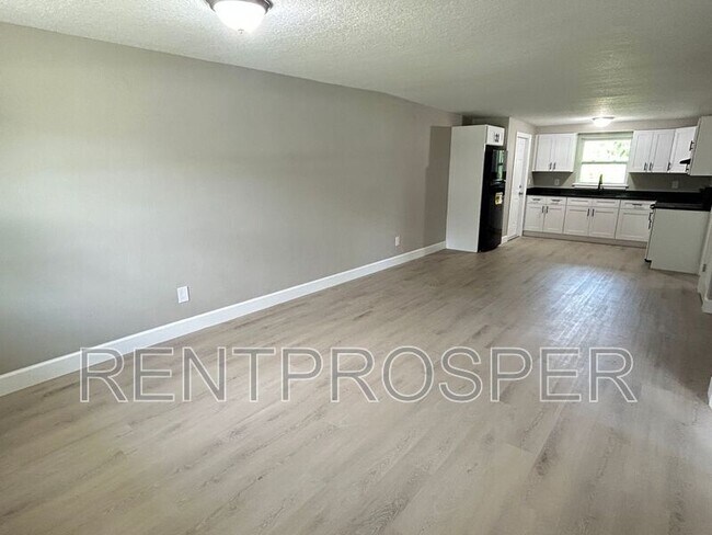 Foto del edificio - 4102 W Washington St
