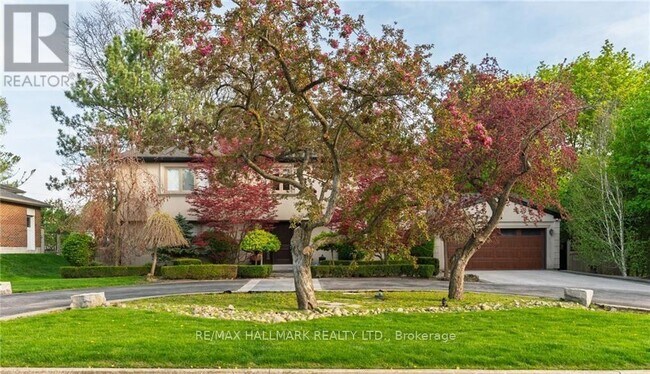 Building Photo - 126 Babcombe Dr