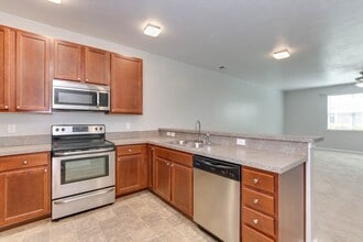 Building Photo - 4332 Hillingdon Bend