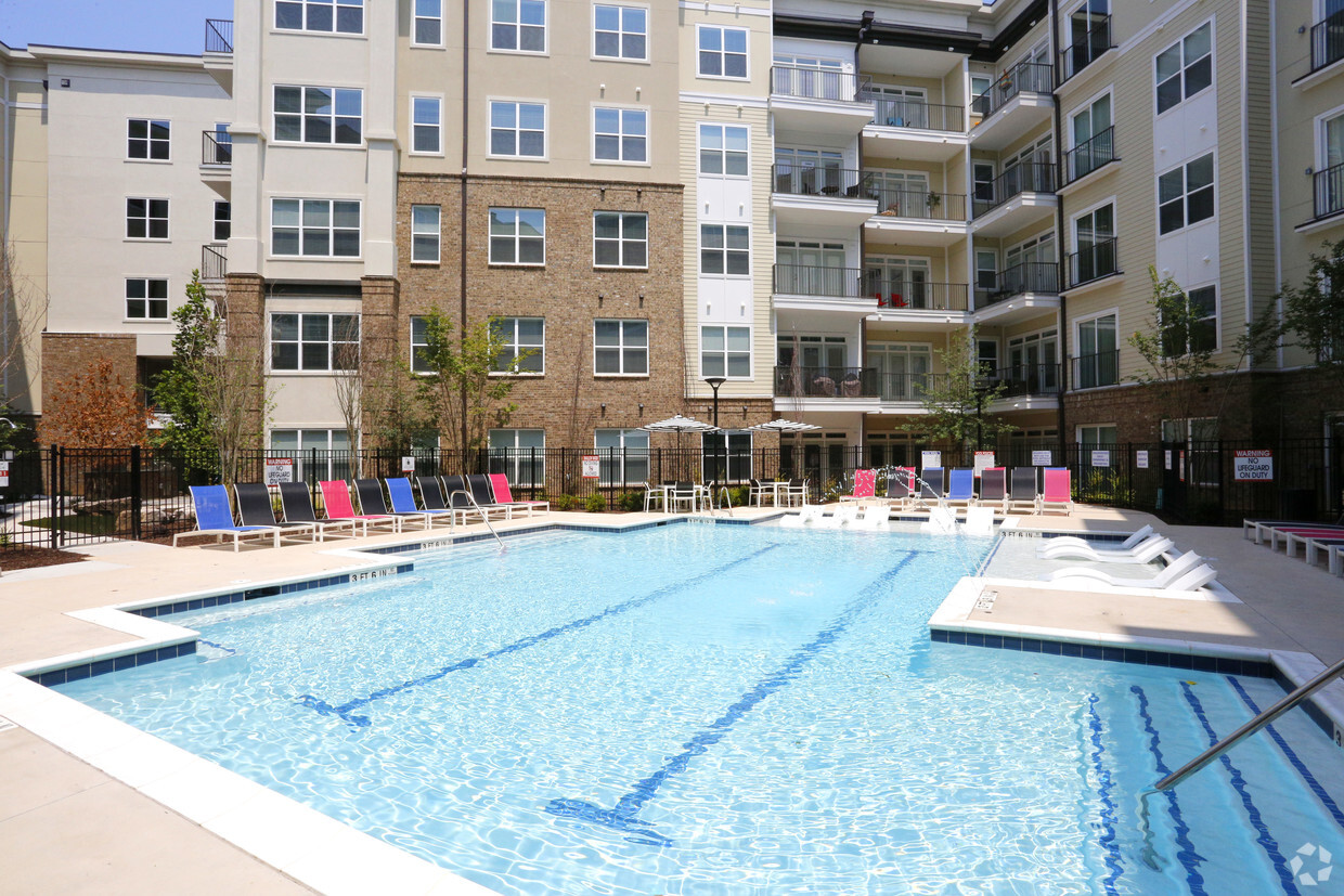 New Apartments On North Decatur Rd