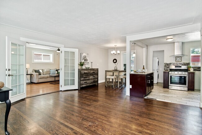 Foto del edificio - 1261 Brentwood St